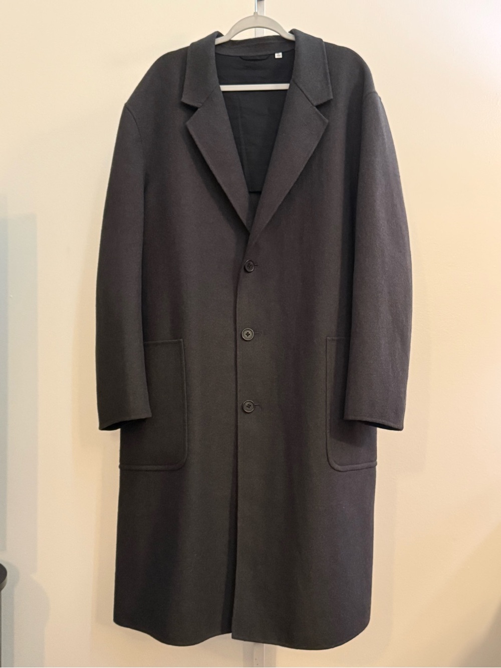 Uniqlo Men's Long Wool blend  Trench Coat in Dark Charcoal